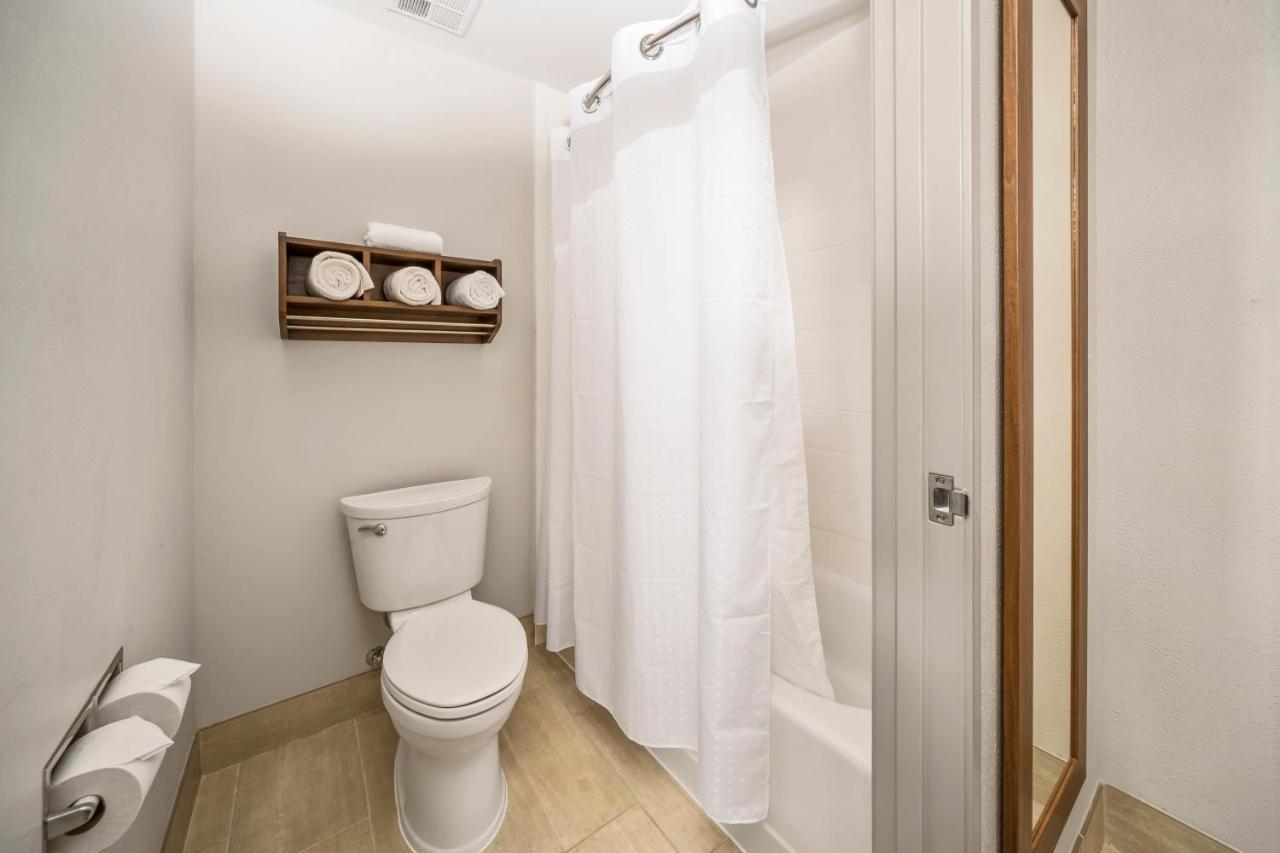 Holiday Inn Express Chicago Northwest-Vernon Hills By Ihg Exteriér fotografie