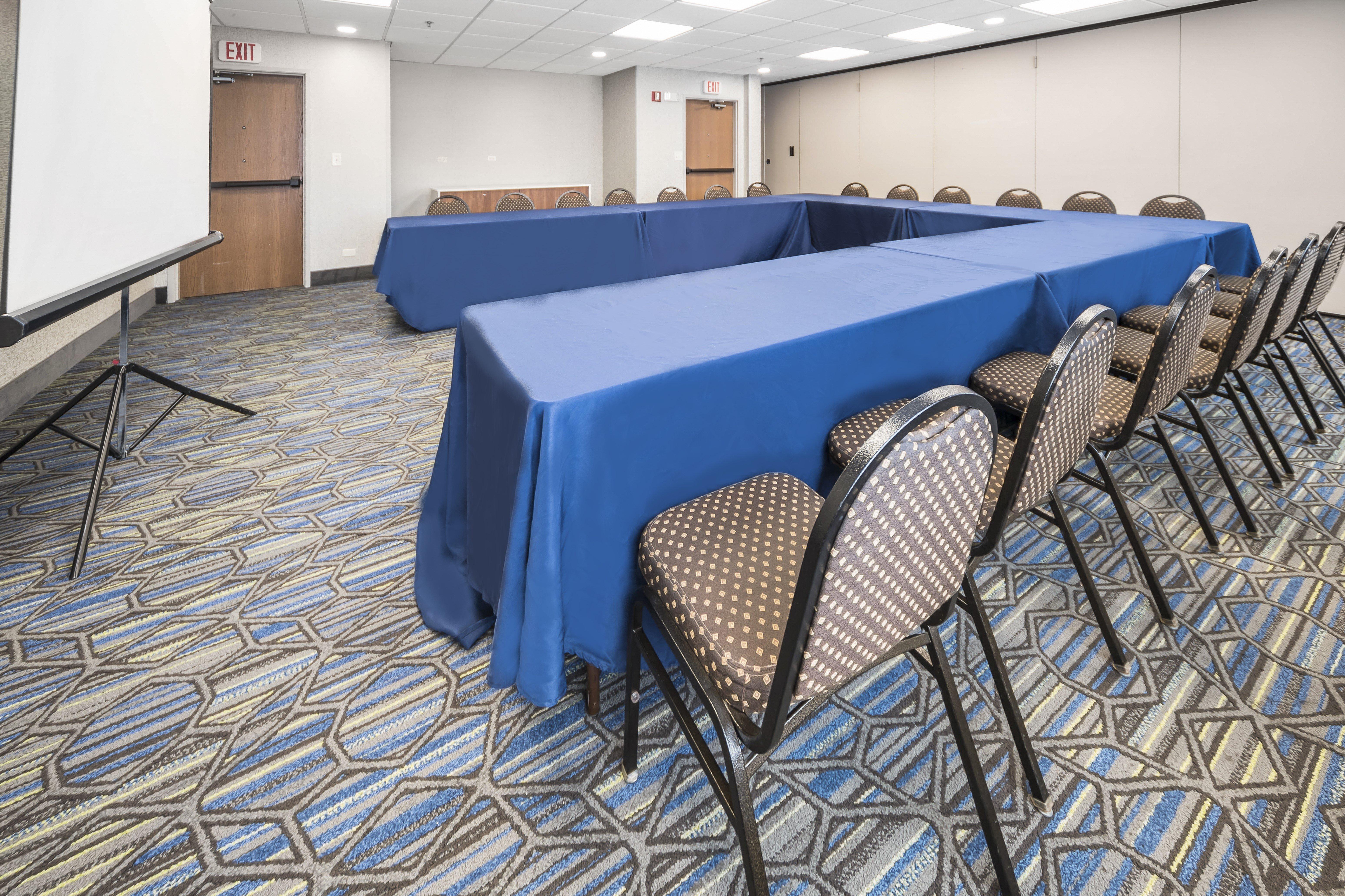 Holiday Inn Express Chicago Northwest-Vernon Hills By Ihg Exteriér fotografie