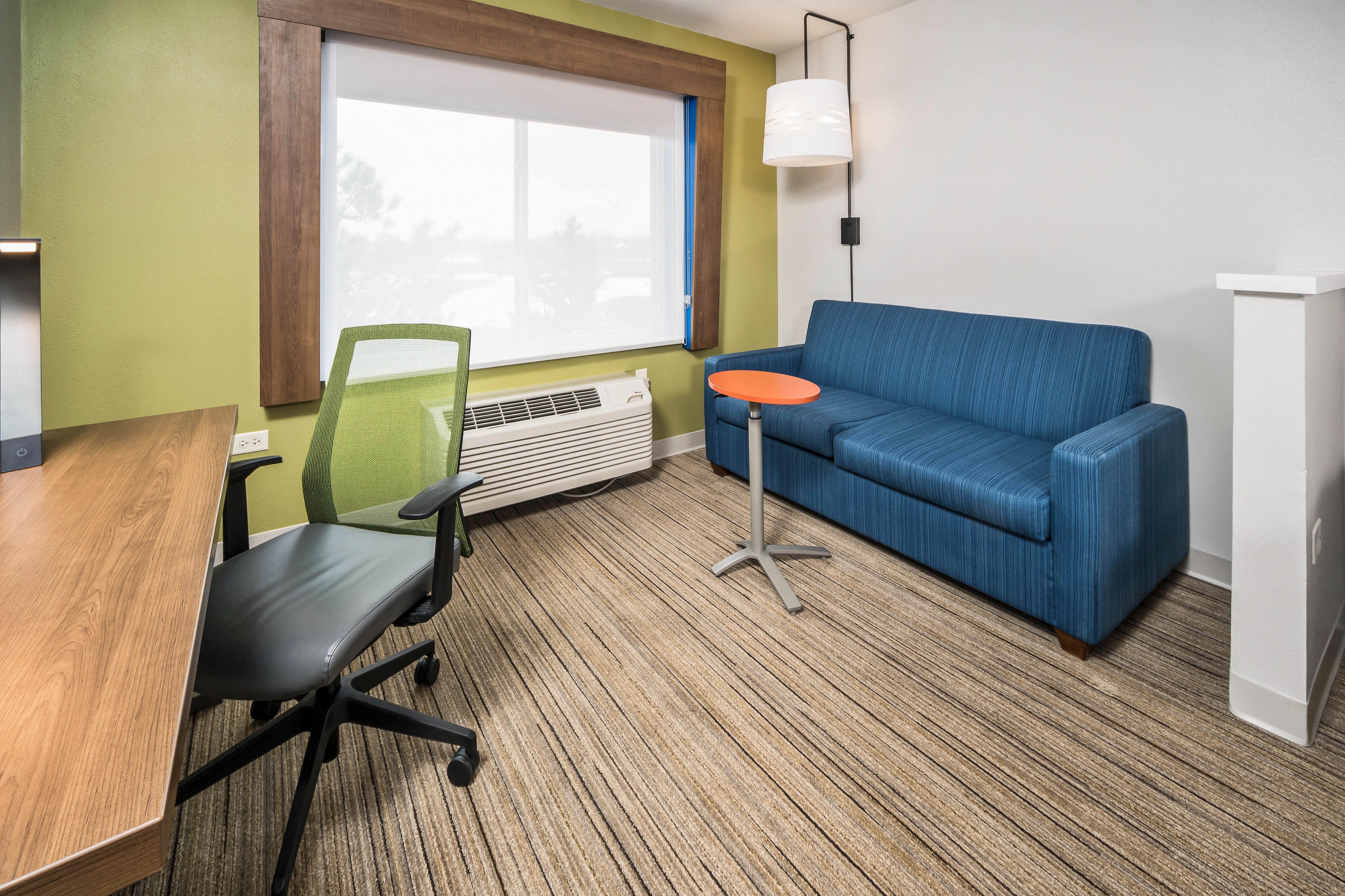 Holiday Inn Express Chicago Northwest-Vernon Hills By Ihg Exteriér fotografie